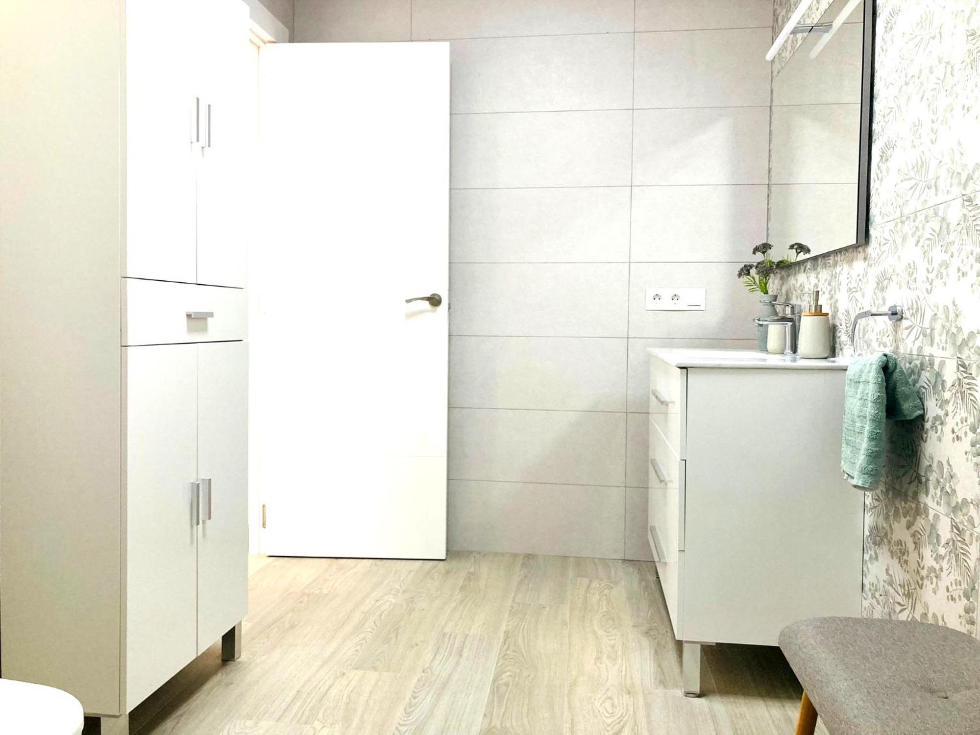 מנילבה Apartamento Entero Con Solarium En Sabinillas, Con Piscina Y Al Lado Del Puerto De La Duquesa מראה חיצוני תמונה